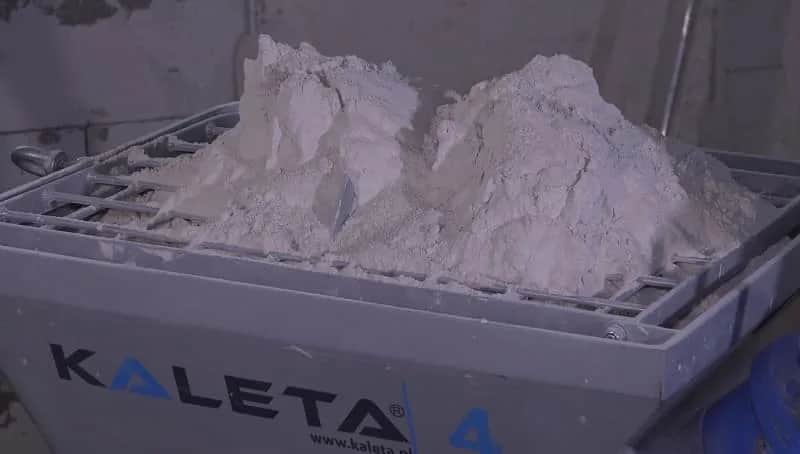 Jaki tynk cementowo-wapienny czy gipsowy - kluczowe różnice i porady